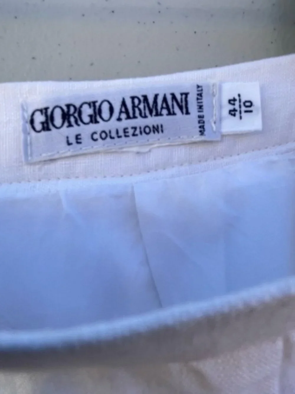 Vintage Giorgio Armani Le Collezioni Ivory Linen Wrap Skirt